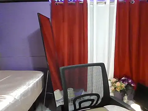 Snapshot of _SweetSofialove chatting on 09-25-25, 09:24 SweetSofialove online show from 09-25-25, 09:24