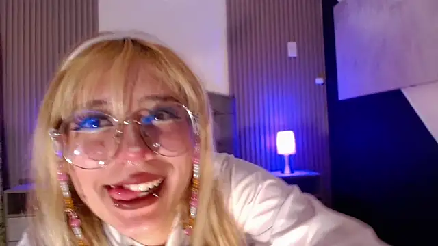 rihonna hs8 online show from 10-08-25, 07:33