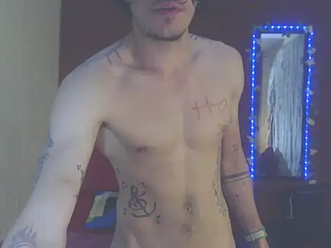 Snapshot of Jffer_sLHom chatting on 09-15-25, 03:01 Jffer sLHom online show from 09-15-25, 03:01