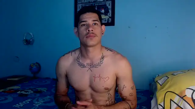 Snapshot of Jffer_sLHom chatting on 03-25-26, 02:39 Jffer sLHom online show from 03-25-26, 02:39