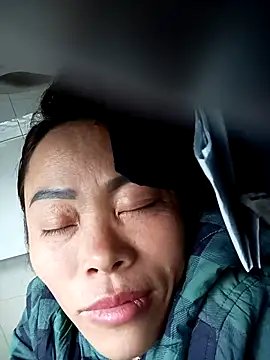 CoMay003 online show from 11-27-25, 07:10