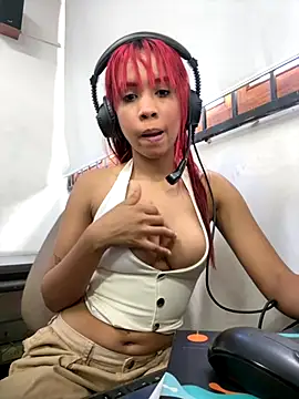 Snapshot of samiacooper25 chatting on 10-14-25, 09:26 samiacooper25 online show from 10-14-25, 09:26
