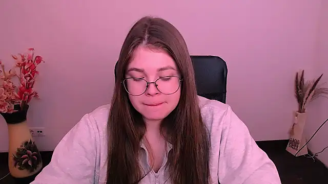  Lovely Mary online show from 10-16-25, 06:36