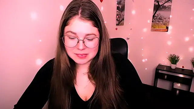  Lovely Mary online show from 10-24-25, 06:59