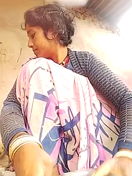 Snapshot of MISS-KAYA chatting on 02-04-26, 04:40 MISS-KAYA online show from 02-04-26, 04:40