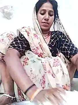 Snapshot of MISS-KAYA chatting on 05-11-26, 02:17 MISS-KAYA online show from 05-11-26, 02:17