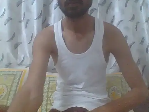 Snapshot of fckboy987 chatting on 09-11-25, 02:39 fckboy987 online show from 09-11-25, 02:39