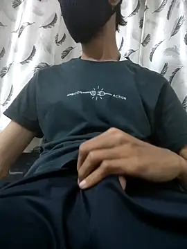 Snapshot of fckboy987 chatting on 09-17-25, 05:36 fckboy987 online show from 09-17-25, 05:36