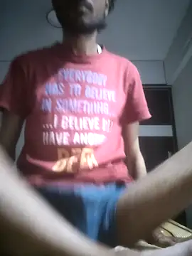 Snapshot of fckboy987 chatting on 10-15-25, 07:47 fckboy987 online show from 10-15-25, 07:47