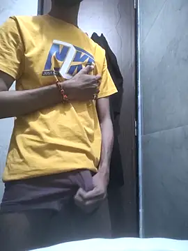 Snapshot of fckboy987 chatting on 12-14-25, 03:28 fckboy987 online show from 12-14-25, 03:28