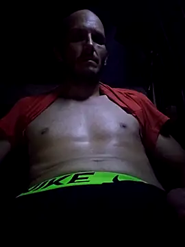 Snapshot of Romance32 chatting on 10-01-25, 09:26 Romance32 online show from 10-01-25, 09:26