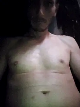 Snapshot of Romance32 chatting on 11-17-25, 12:38 Romance32 online show from 11-17-25, 12:38