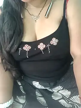Snapshot of Anjali-bhabhi chatting on 04-05-26, 06:21 Anjali-bhabhi online show from 04-05-26, 06:21