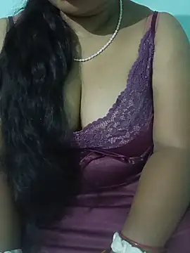 Snapshot of Anjali-bhabhi chatting on 06-22-26, 04:37 Anjali-bhabhi online show from 06-22-26, 04:37