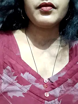 Snapshot of spicysuhana chatting on 06-26-26, 04:39 spicysuhana online show from 06-26-26, 04:39
