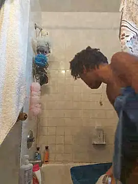 Snapshot of _she_was_a_fairy chatting on 10-04-25, 12:36 she was a fairy online show from 10-04-25, 12:36