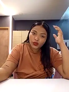 Cristal hott1 online show from 02-15-26, 07:10