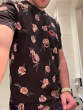 bigcockjohnxxxxx online show from 11-28-25, 02:09