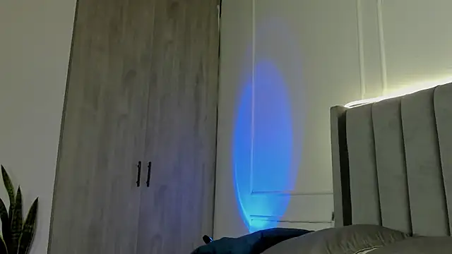 Ice Princess  online show from 10-28-25, 12:52