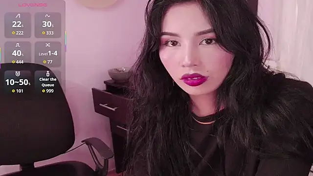 Miss Charlottet online show from 04-12-26, 08:14