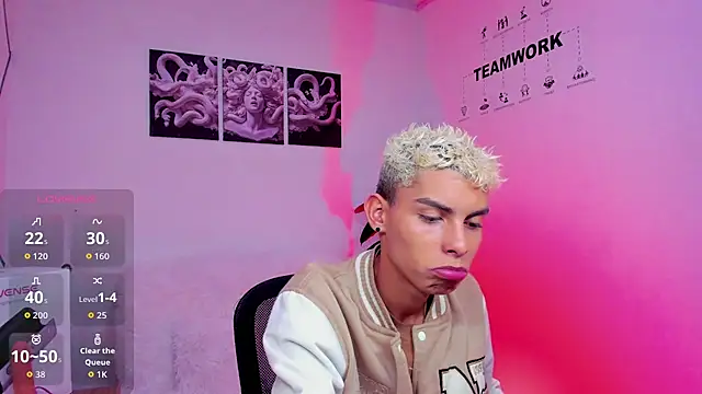 Room 69x online show from 12-20-25, 03:24