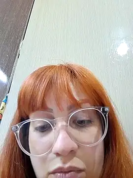 Snapshot of witchkiki chatting on 10-27-25, 05:17 witchkiki online show from 10-27-25, 05:17