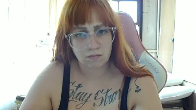 Snapshot of witchkiki chatting on 11-11-25, 08:31 witchkiki online show from 11-11-25, 08:31