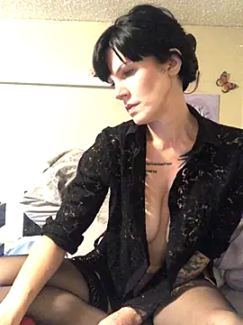 mzz lillypillxoxo online show from 10-11-25, 02:59