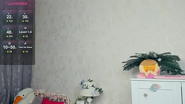 Snapshot of roxydolll chatting on 11-26-25, 02:01 roxydolll online show from 11-26-25, 02:01