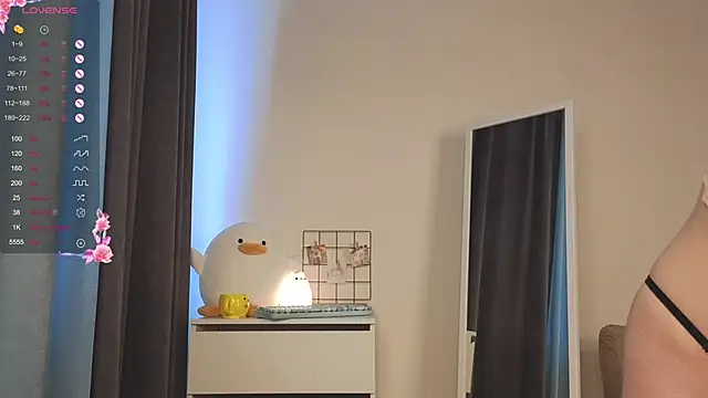 roxydolll online show from 04-17-26, 02:03