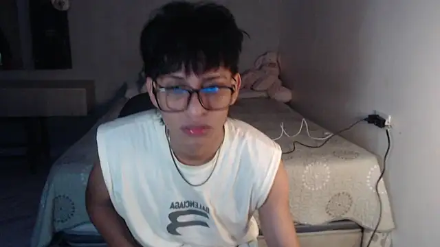 sung yol online show from 09-18-25, 06:04