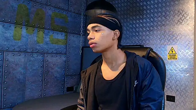 AlanCutee online show from 10-18-25, 11:44