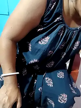 Cute-Swewty online show from 10-16-25, 02:07