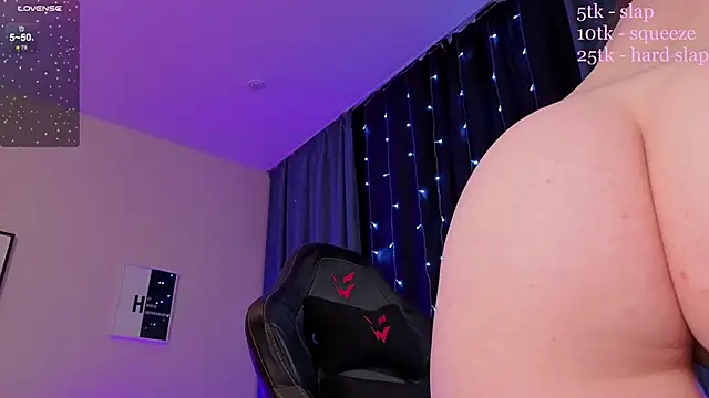 Obaldelaa online show from 12-14-25, 07:36