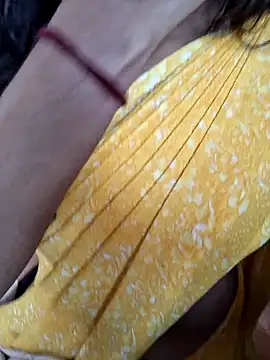 Snapshot of Tamil_Dharani chatting on 03-22-26, 06:06 Tamil Dharani online show from 03-22-26, 06:06