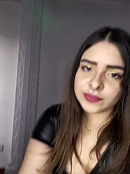 Nahomy cm online show from 10-31-25, 08:21