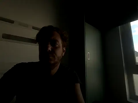 3615-ULLA online show from 09-29-25, 03:17