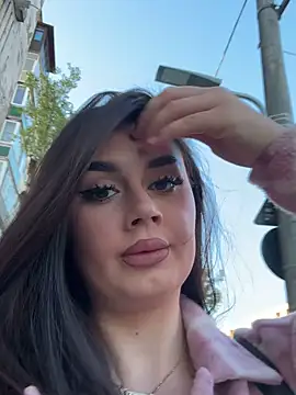 KendraMoon online show from 10-20-25, 01:55