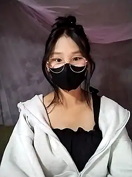 saronla 03 online show from 11-26-25, 02:01