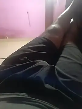 Snapshot of newboygoa chatting on 07-09-26, 02:43 newboygoa online show from 07-09-26, 02:43