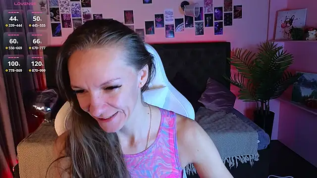 Jesica mooon online show from 01-17-26, 01:32