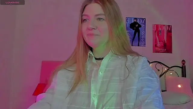 Snapshot of Ruby_Al1en chatting on 01-06-26, 01:20 Ruby Al1en online show from 01-06-26, 01:20