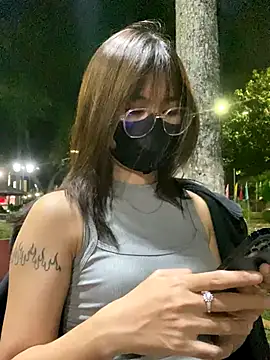   BabyShowPublic   online show from 11-11-25, 04:18