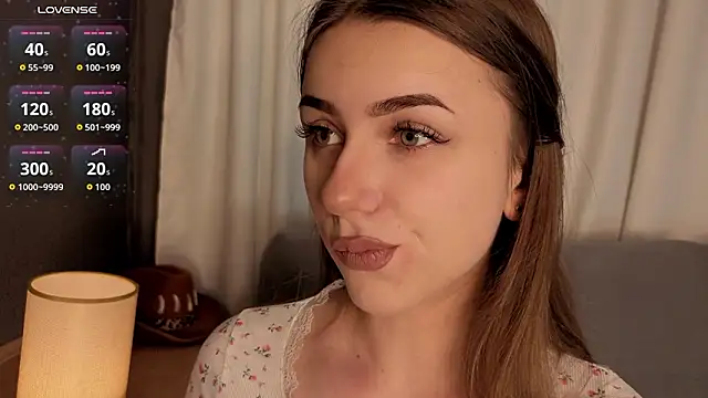 Snapshot of thelittlecowgirl chatting on 02-20-26, 10:43 thelittlecowgirl online show from 02-20-26, 10:43