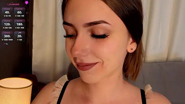 Snapshot of thelittlecowgirl chatting on 03-06-26, 08:05 thelittlecowgirl online show from 03-06-26, 08:05