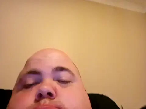 Snapshot of Nigel1121 chatting on 09-11-25, 09:20 Nigel1121 online show from 09-11-25, 09:20