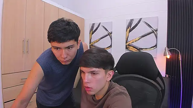 Snapshot of fabian_pena chatting on 10-01-25, 02:06 fabian pena online show from 10-01-25, 02:06