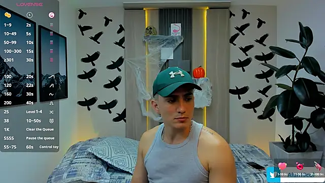 Snapshot of alan_nd_kevin chatting on 10-16-25, 07:04 alan nd kevin online show from 10-16-25, 07:04