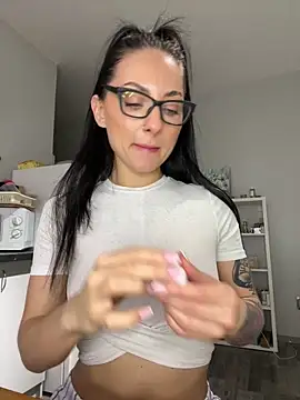 Snapshot of kaonasssiii chatting on 09-22-25, 05:59 kaonasssiii online show from 09-22-25, 05:59