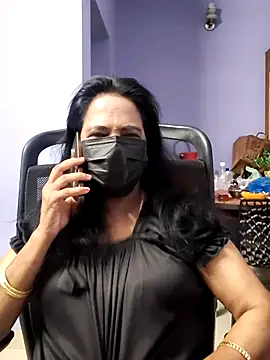 mallu-lover online show from 09-25-25, 11:30